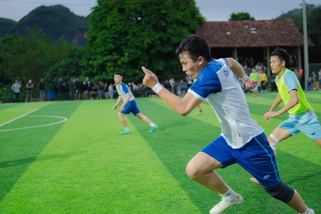 並有針對性